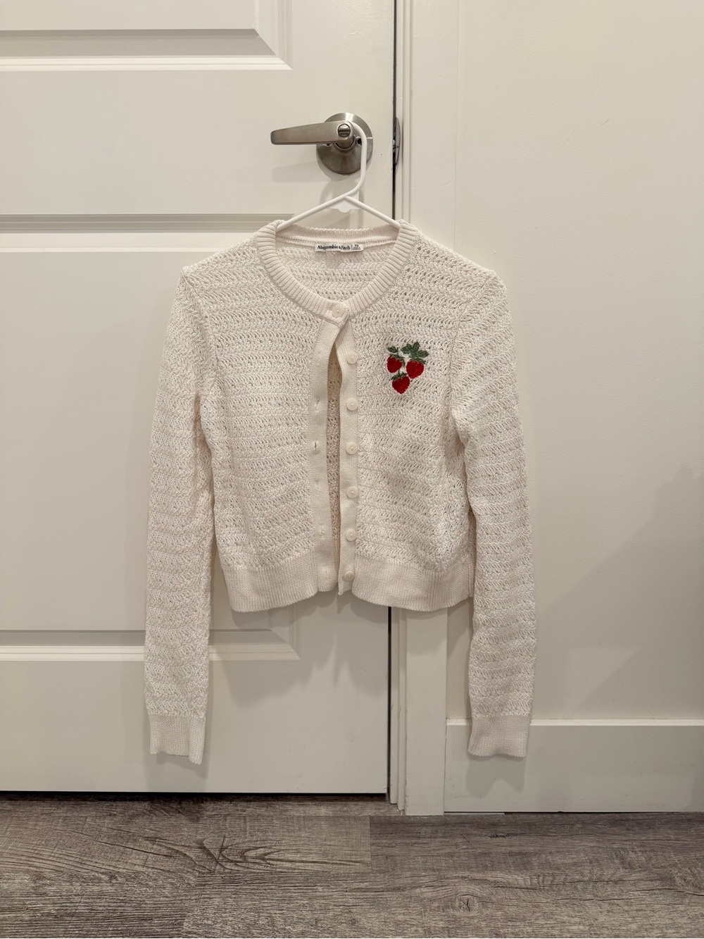 Abercrombie Cream Shrunken Crew Cardigan